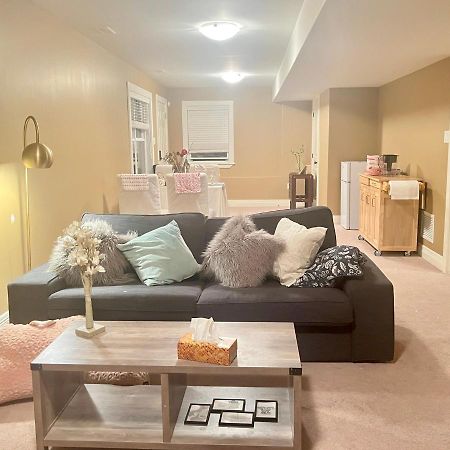 Cozy And Stylish Entire Suite In Χάλιφαξ Εξωτερικό φωτογραφία