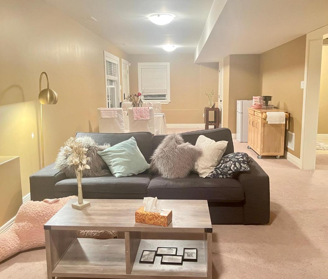 Cozy And Stylish Entire Suite In Χάλιφαξ Εξωτερικό φωτογραφία