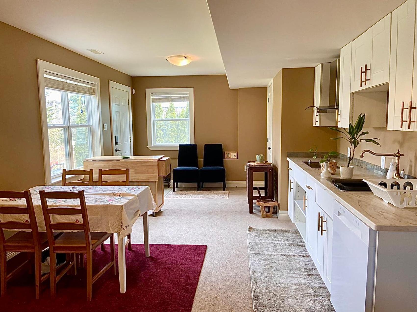 Cozy And Stylish Entire Suite In Χάλιφαξ Εξωτερικό φωτογραφία